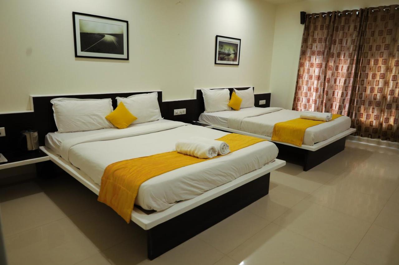 Hotel Sai Bansi Shirdi Ngoại thất bức ảnh